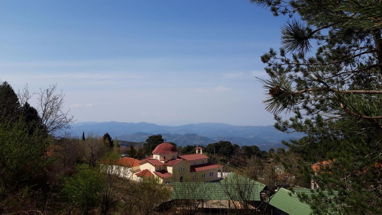 Bujtinat Skenderi Gjinar 2 Exterior foto