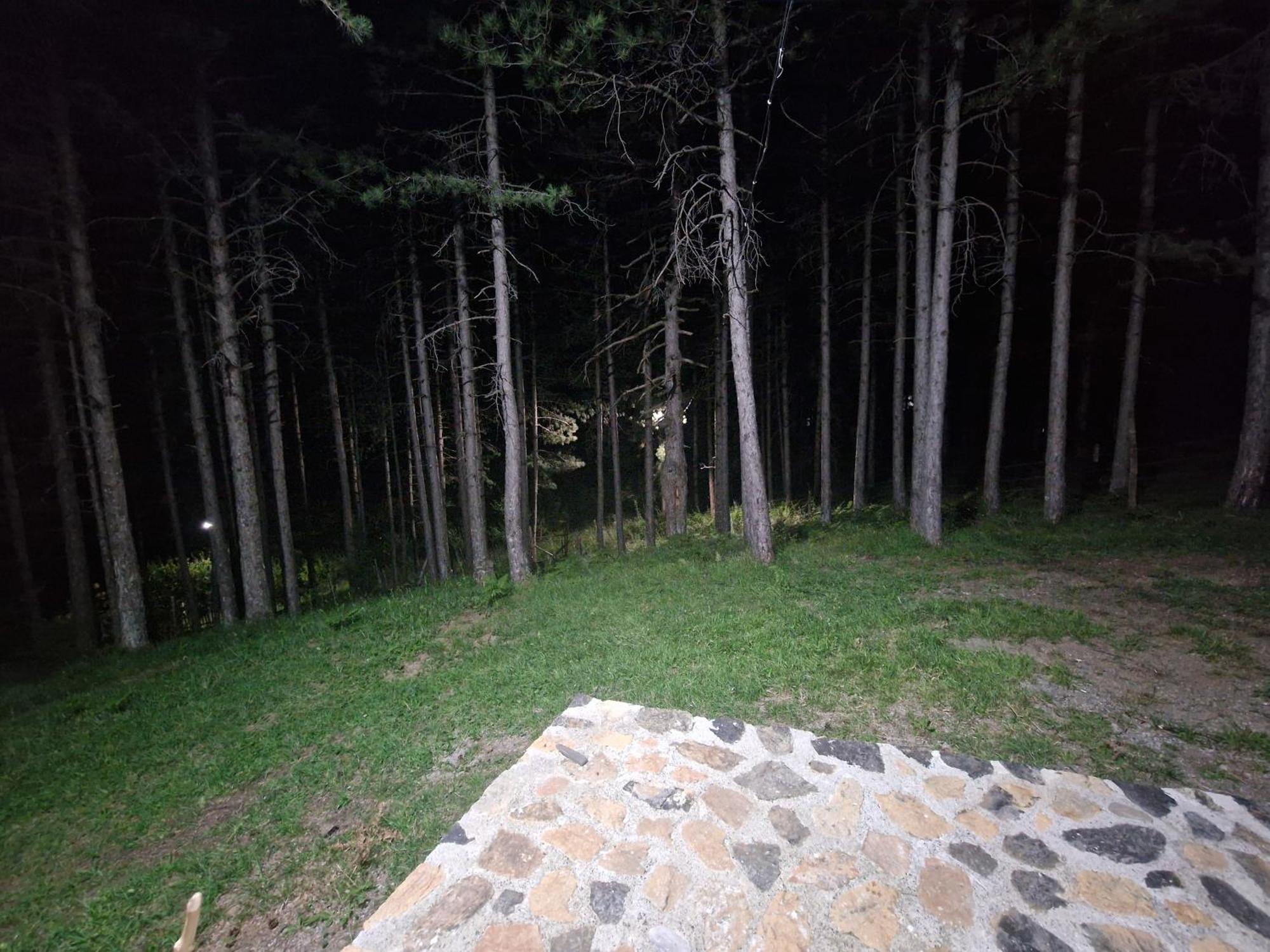 Bujtinat Skenderi Gjinar 2 Exterior foto